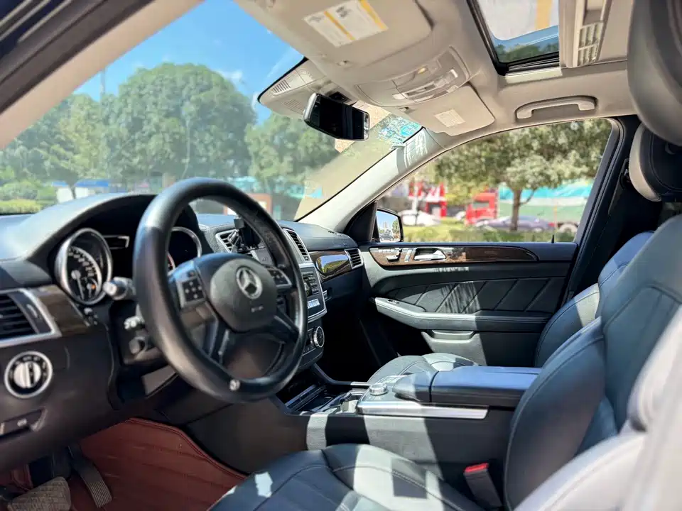 Mercedes-Benz GL grade