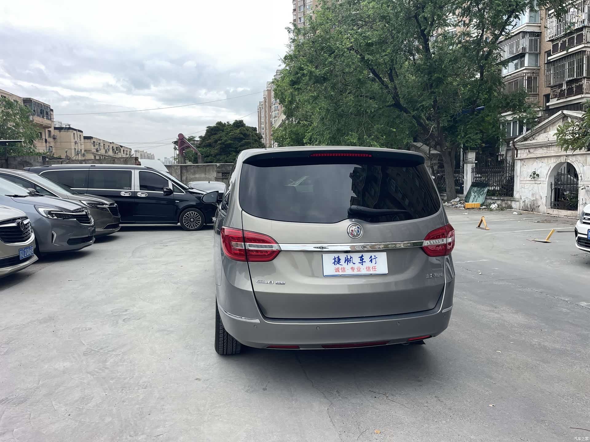 Buick GL8, 2018 4