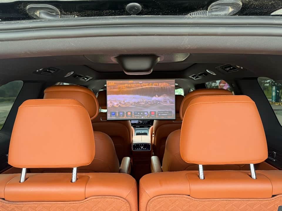 AITO Ask the world M9