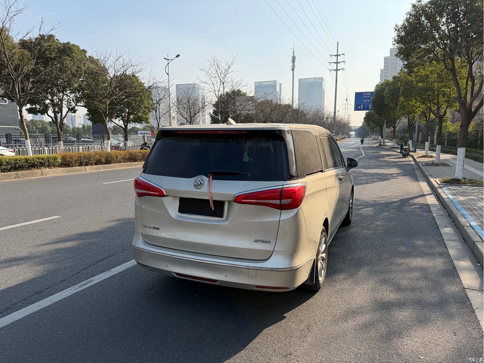 Buick GL8, 2019 4