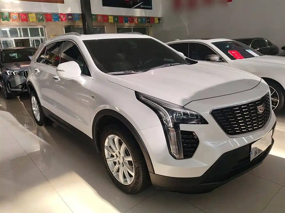 Cadillac XT4