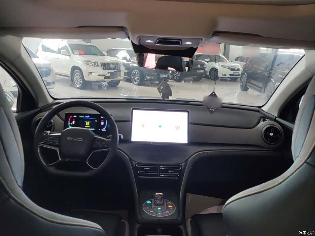 BYD HiAce, 2025 10