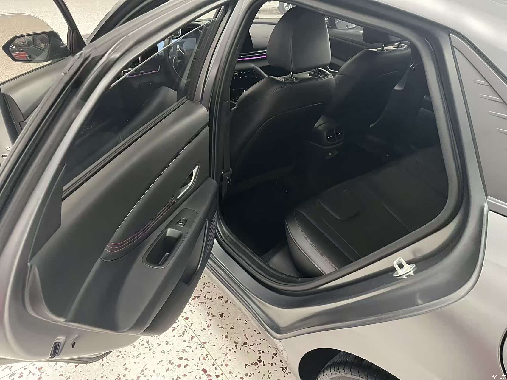 Hyundai Elantra, 2023 14