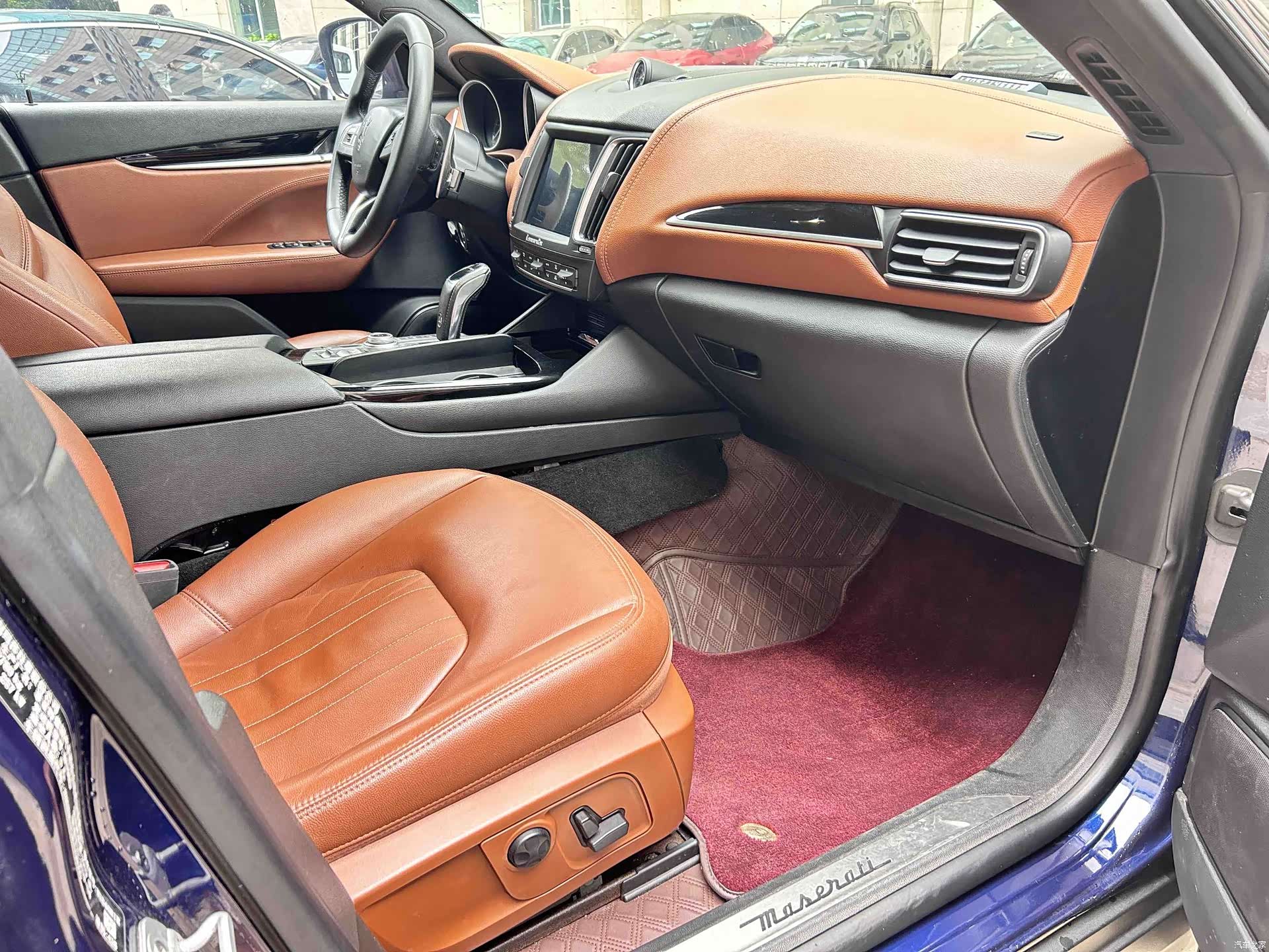 Maserati Levante, 2020 все фото