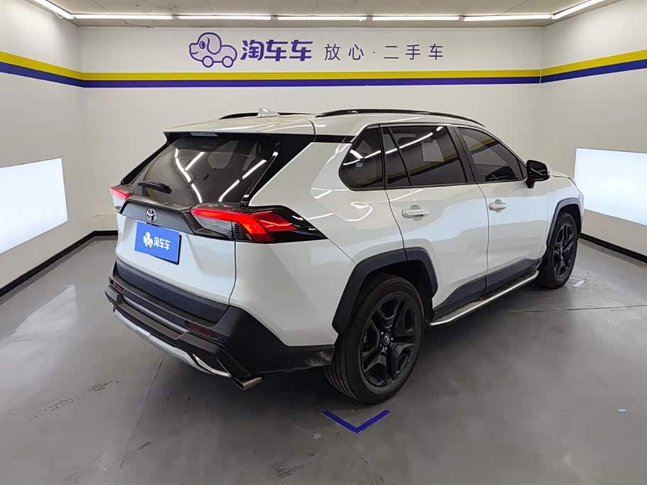Toyota RAV4 Rongfang