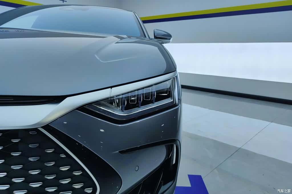 BYD Han, 2023 все фото