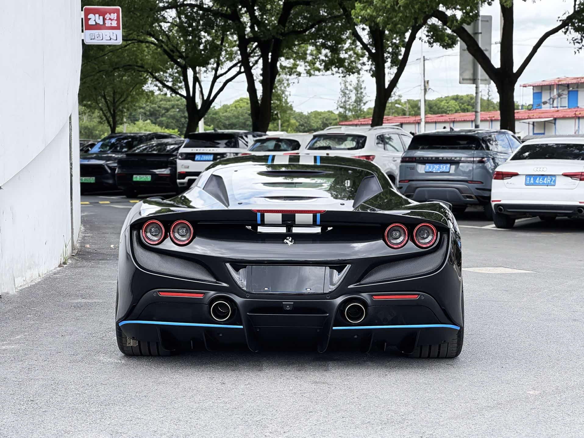Ferrari F8, 2022 18