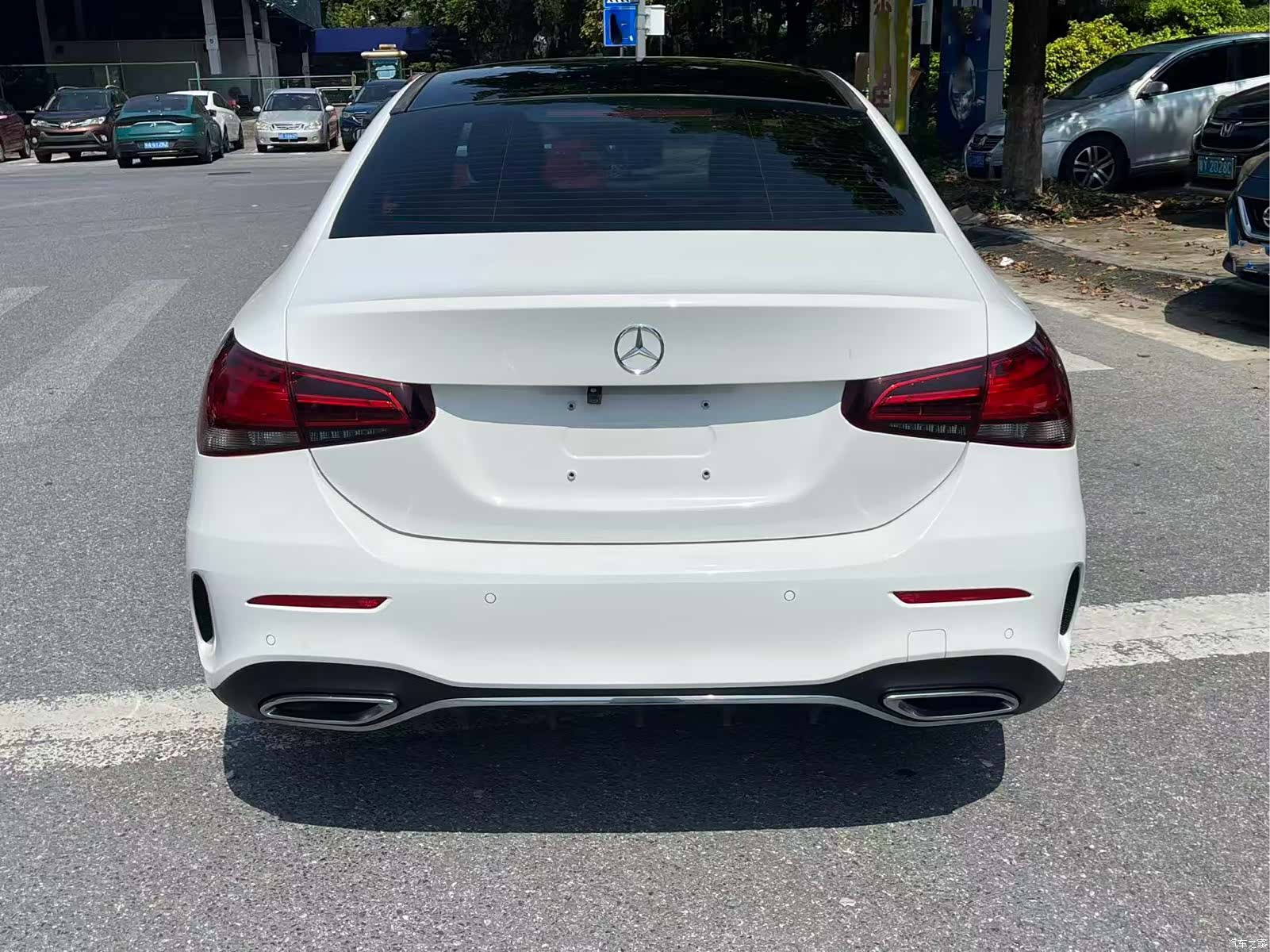 Mercedes-Benz A-Class, 2019 4