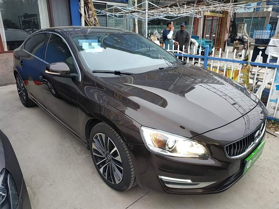 Volvo S60