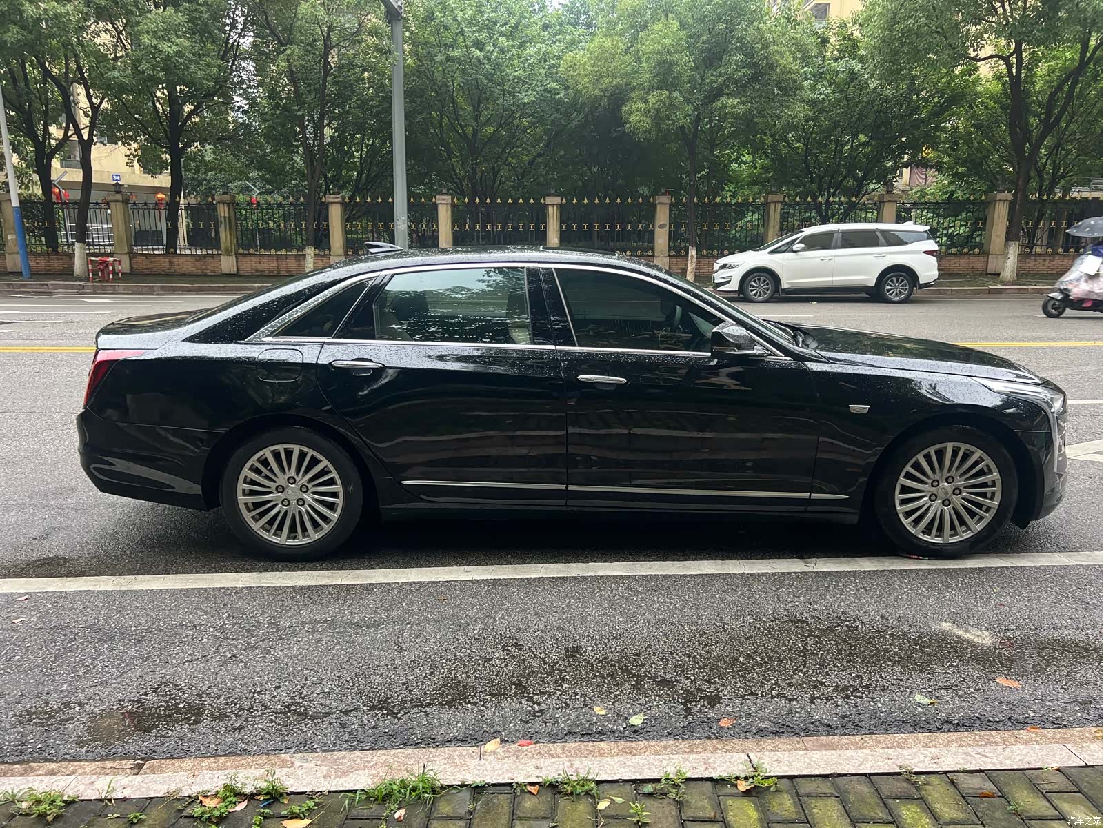 Cadillac CT6, 2021 13