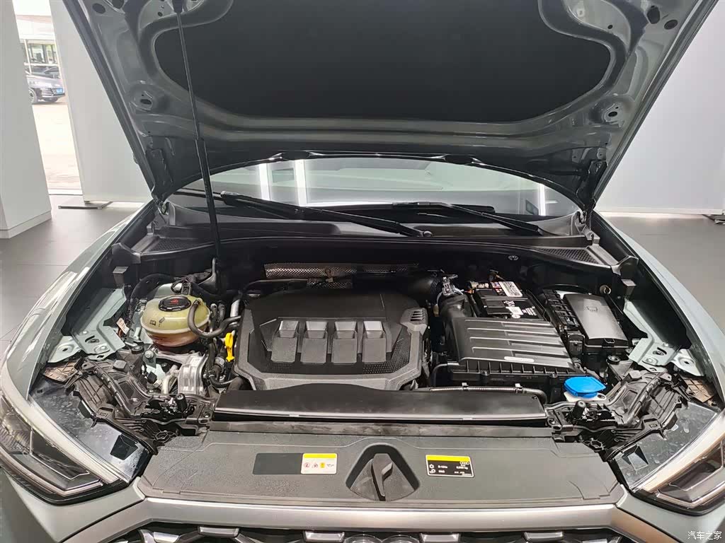 Audi Q3, 2021 8