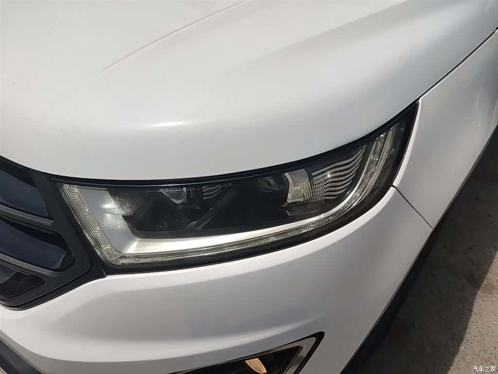 Ford Edge, 2015 24
