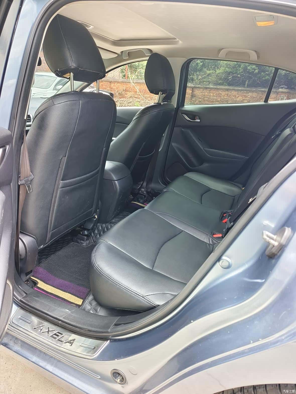 Mazda Mazda3, 2015 7