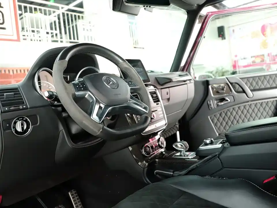 Mercedes-Benz G-class