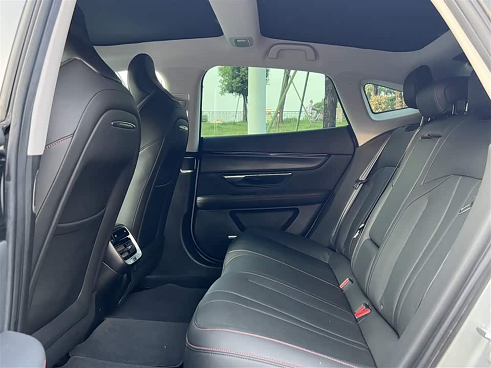XPENG P7 XPENG P7