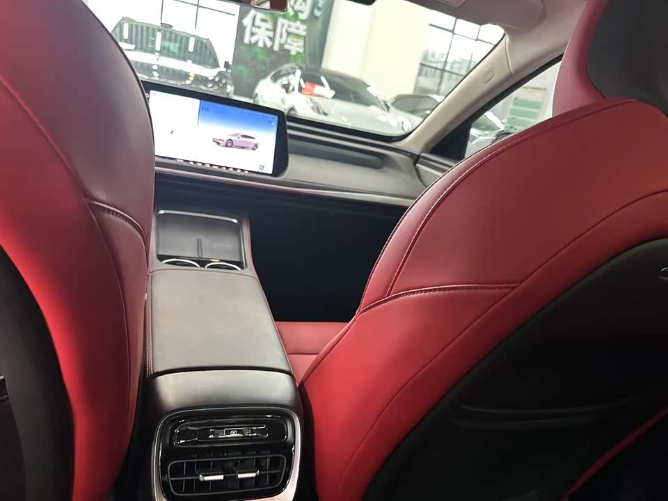 XPENG P7 XPENG P7