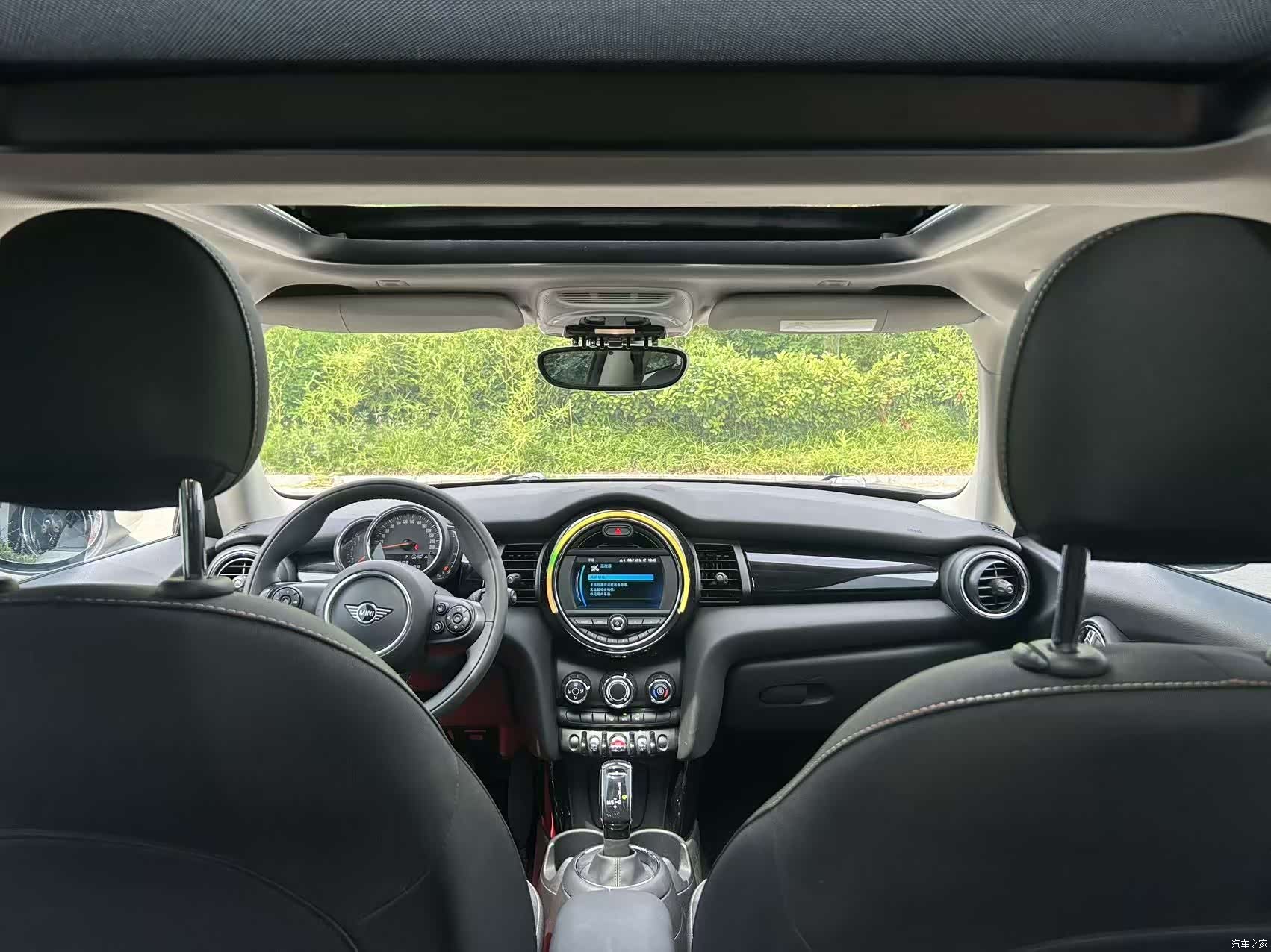 Mini ONE, 2019 11
