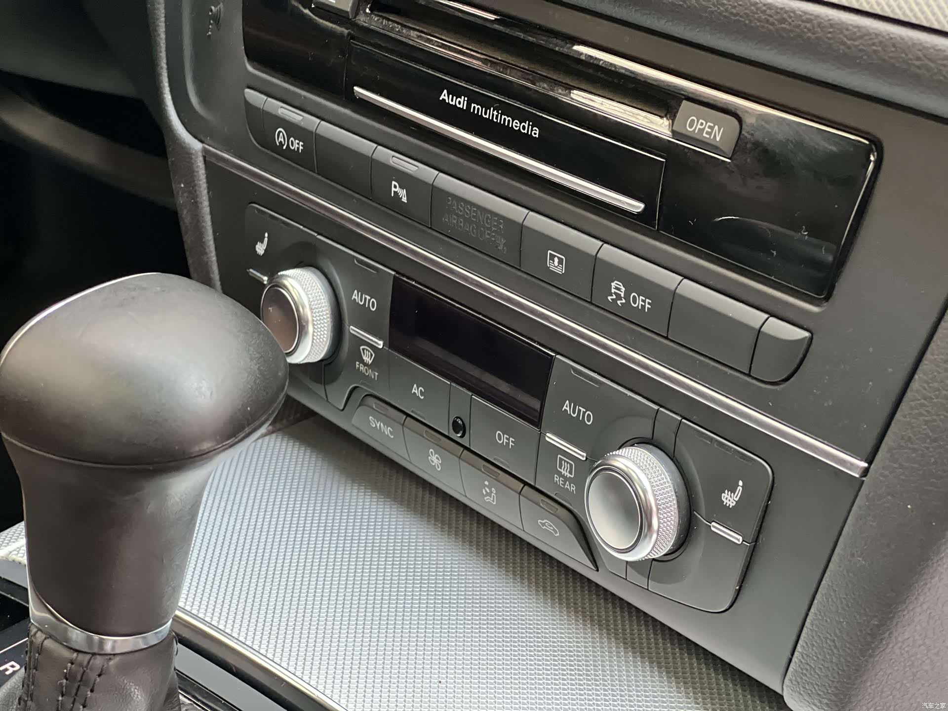 Audi A6L, 2013 19