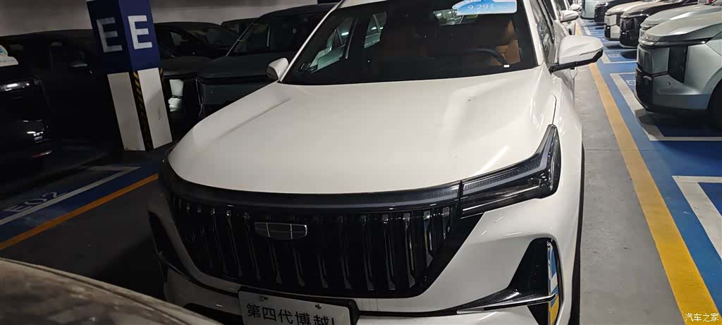 Geely Boyue, 2025 все фото