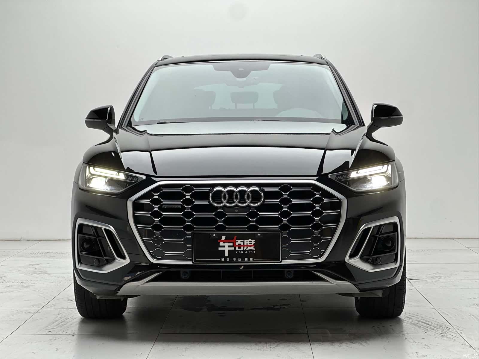 Audi Q5L, 2022 2