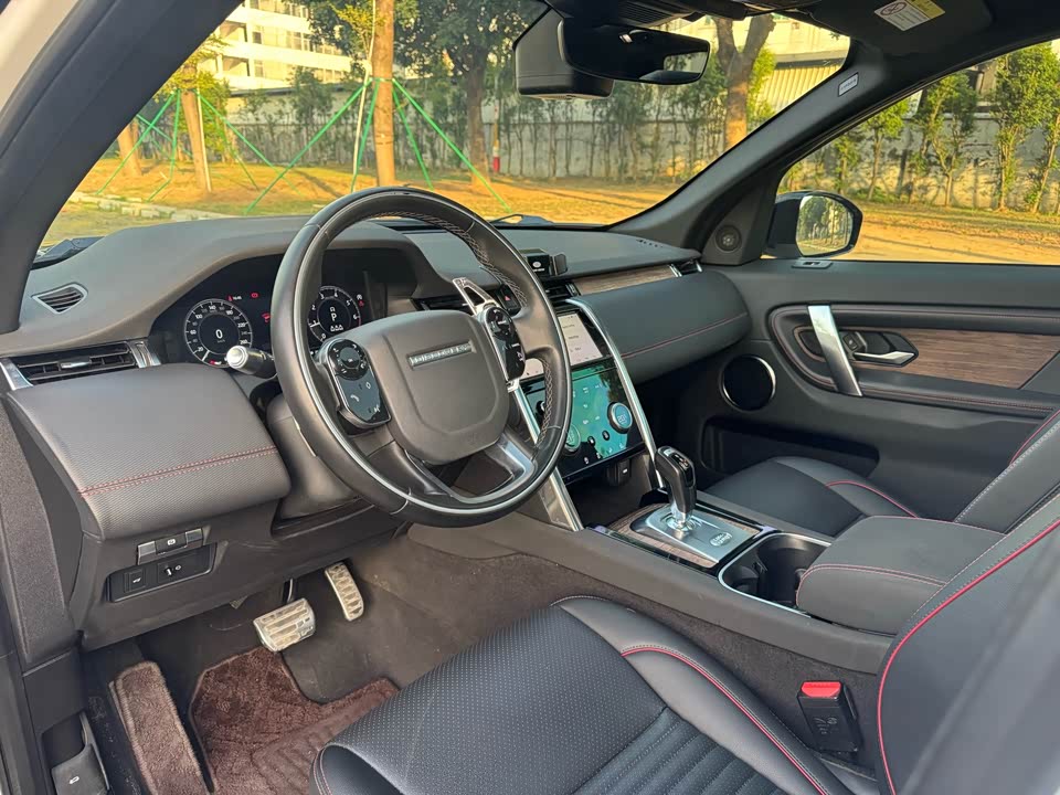 Land Rover Discover sports