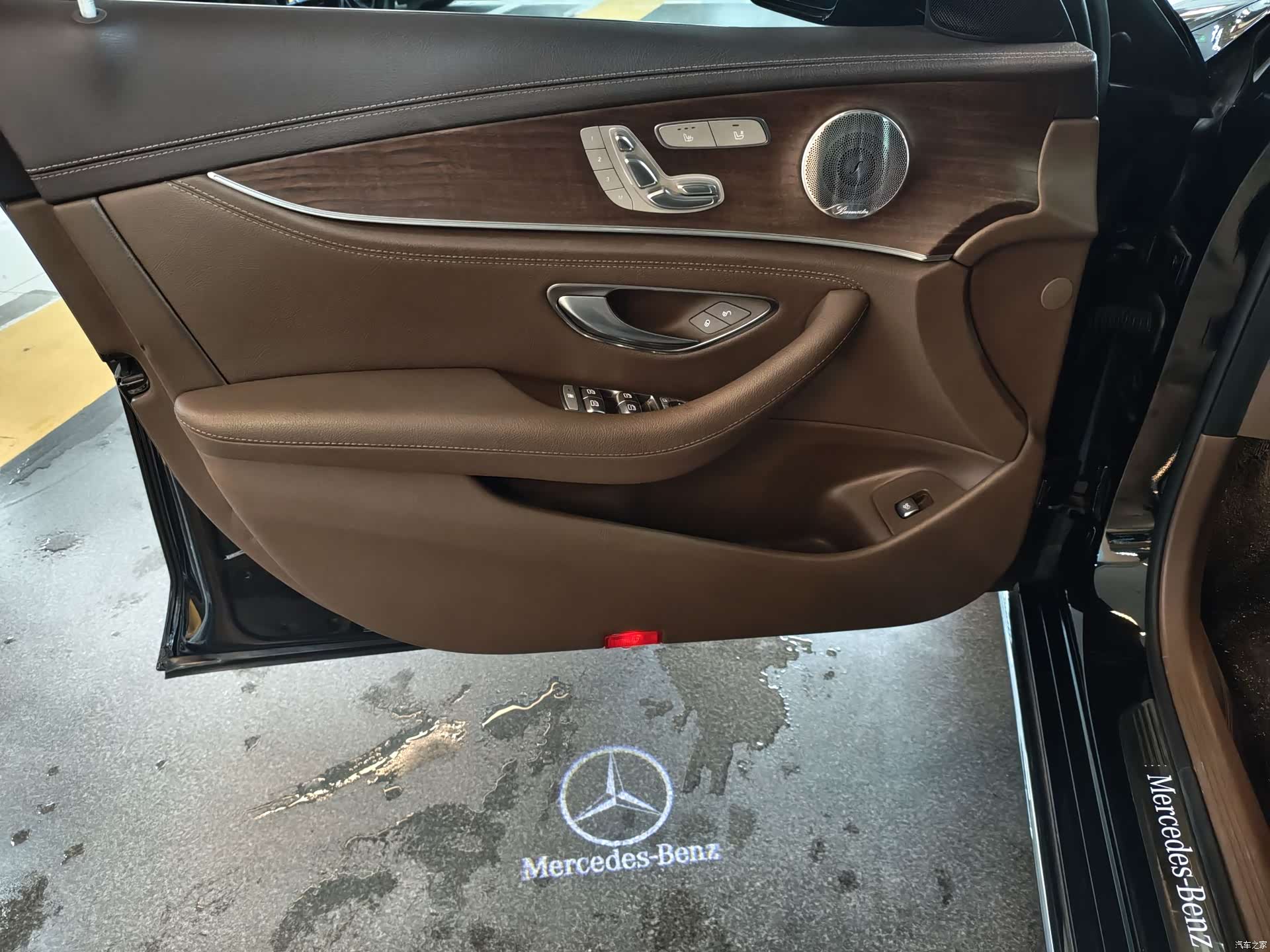 Mercedes-Benz E-Class, 2019 10