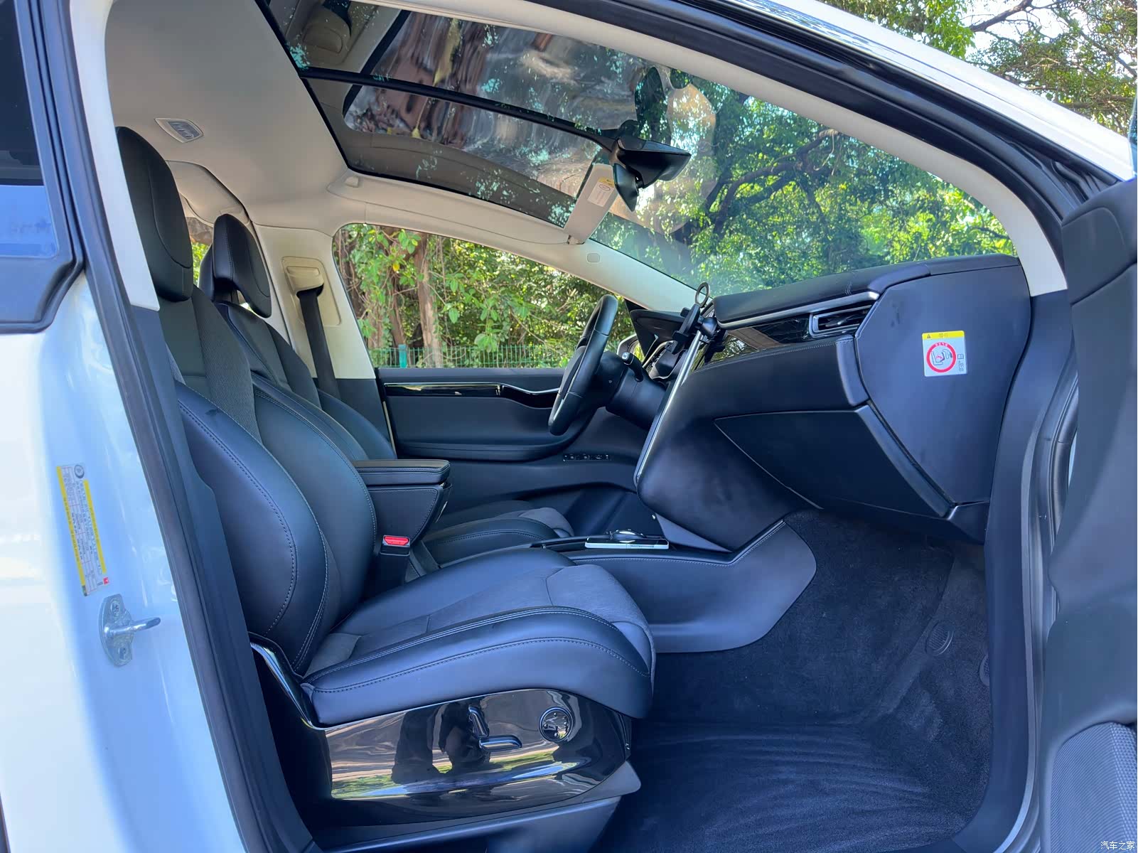 Tesla Model X, 2017 17