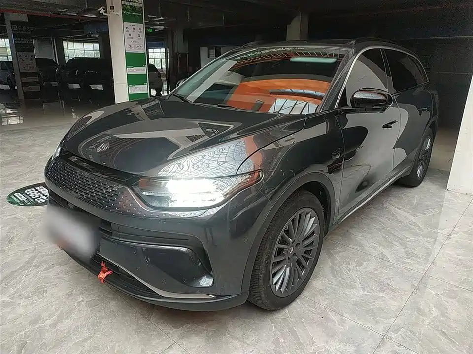 Leapmotor C11