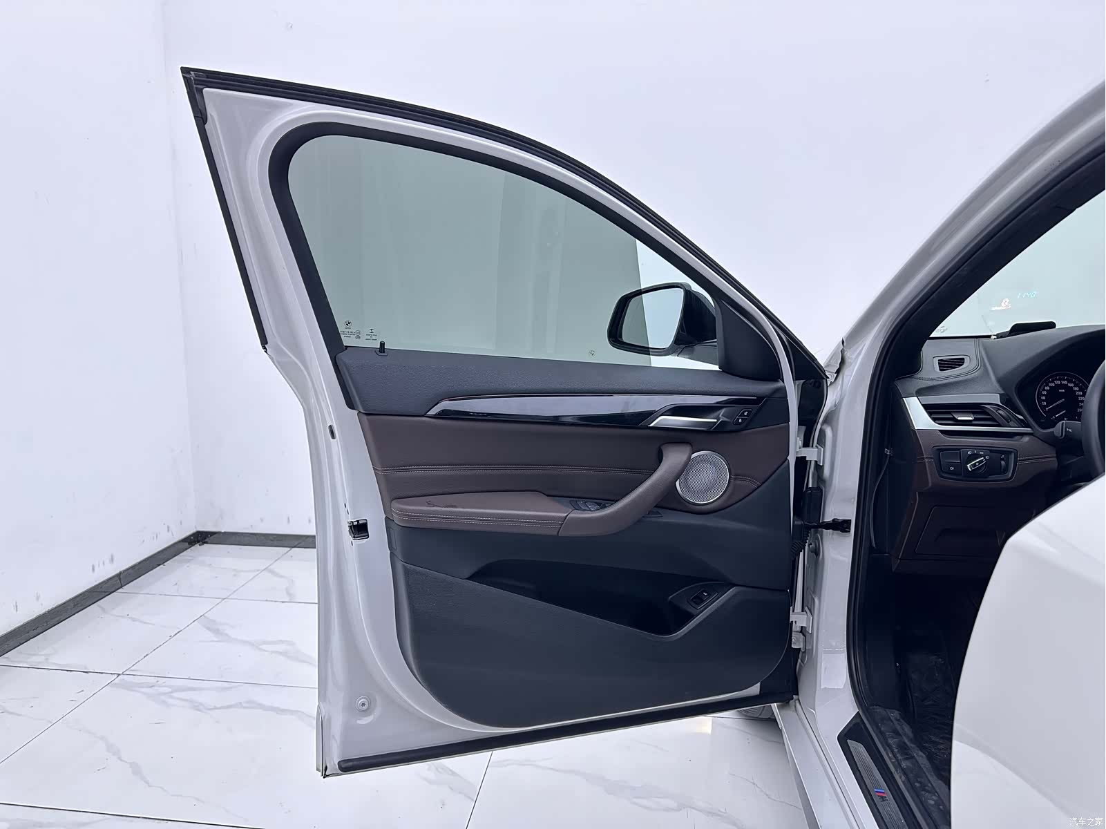 BMW X2, 2021 8