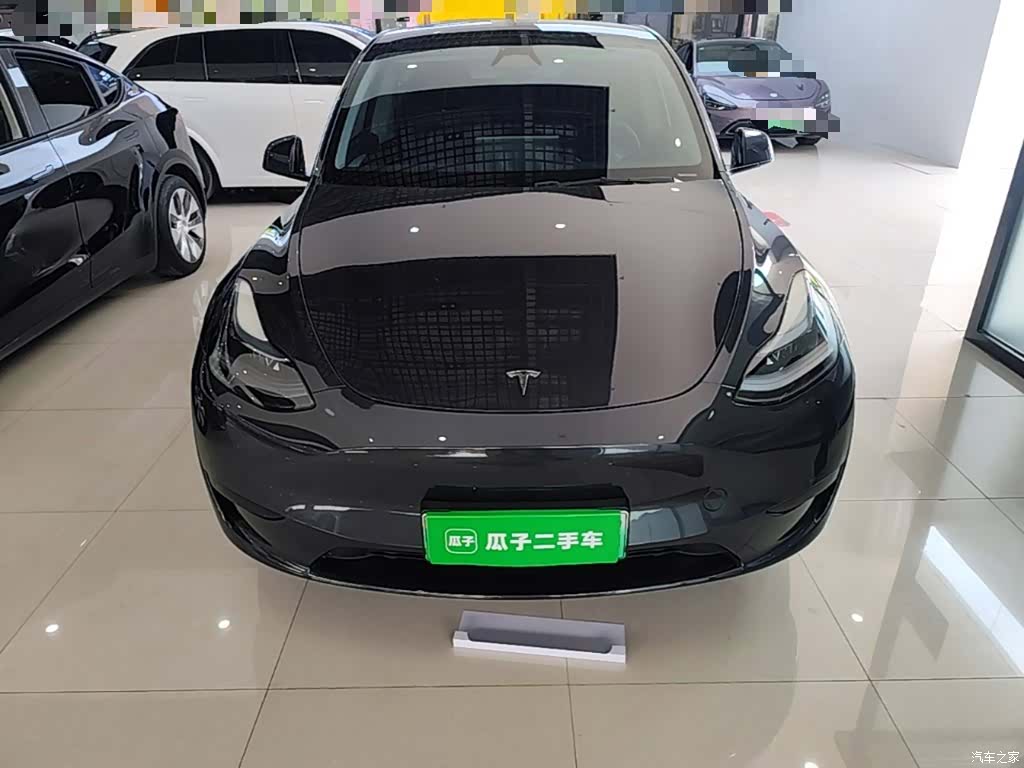 Tesla Model Y, 2024 3