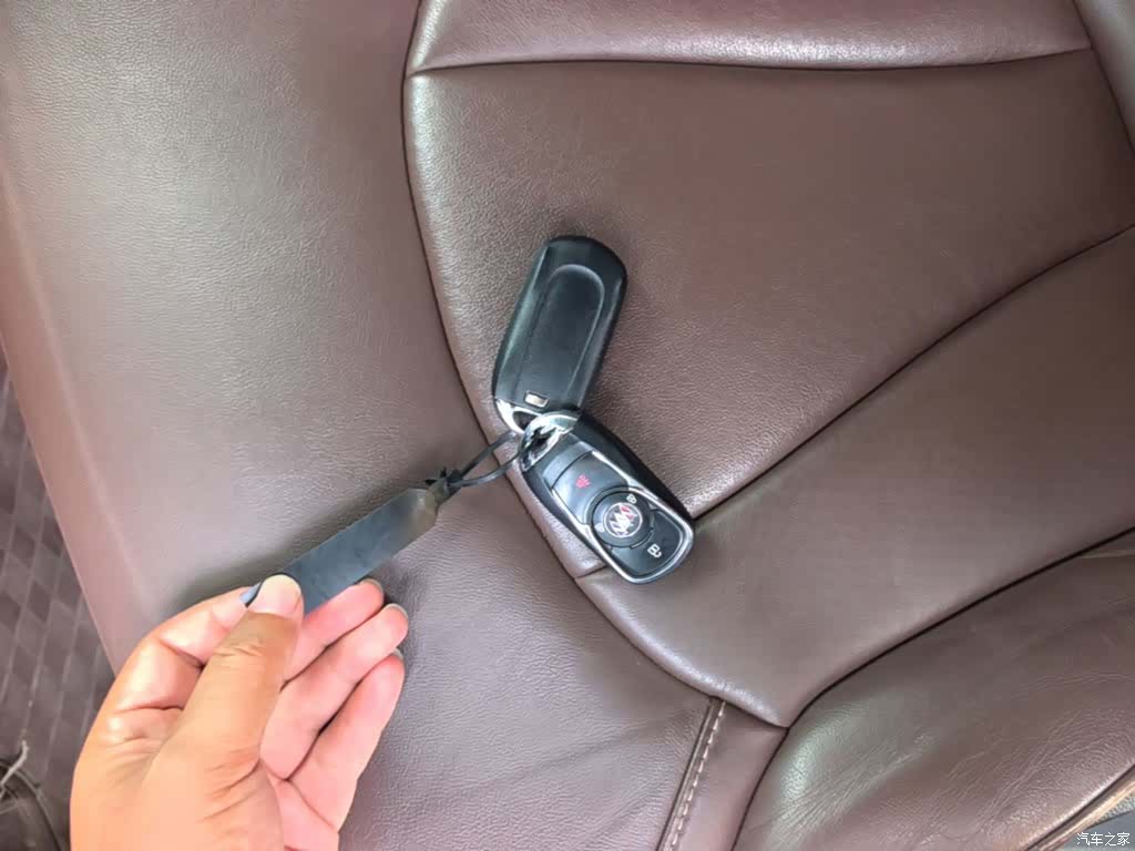 Buick Envision Plus, 2021 9