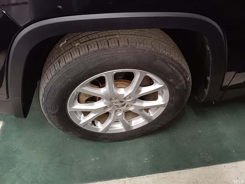 Jeep Cherokee, 2017 23