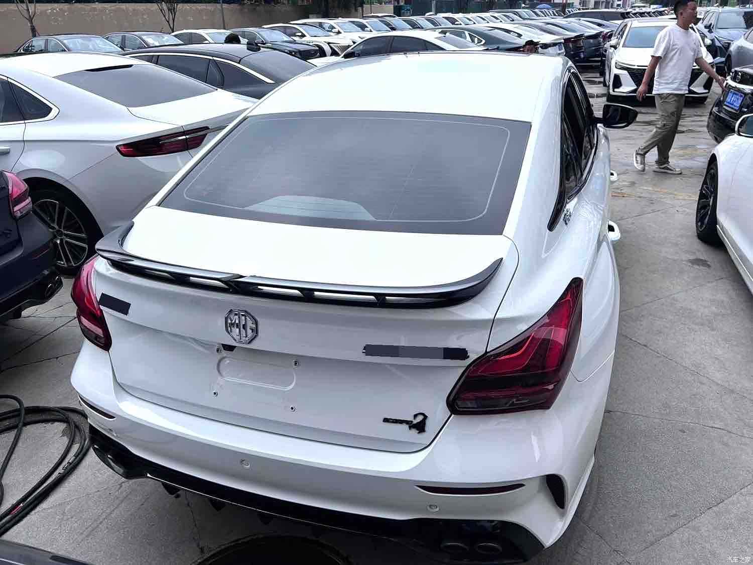 MG MG5, 2023 8