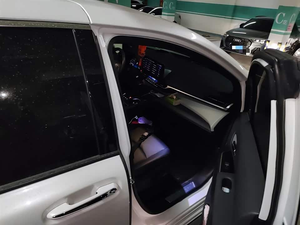 Toyota Grevia