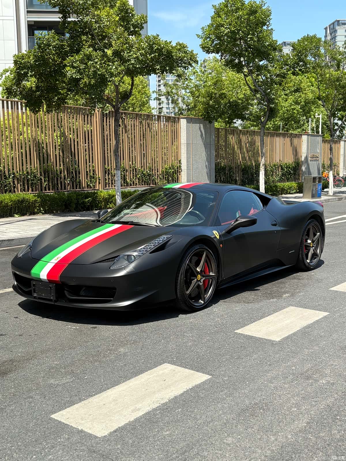 Ferrari 458, 2011 1