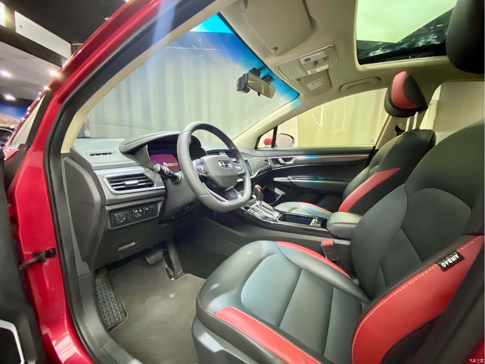 Geely Emgrand, 2020 9