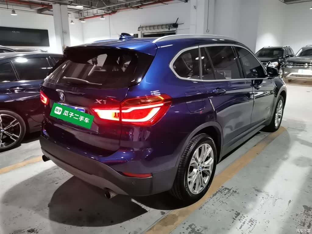 BMW X1, 2018 все фото