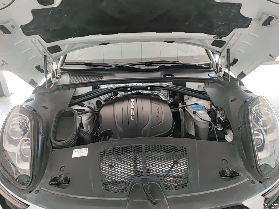 Porsche Macan, 2017 10