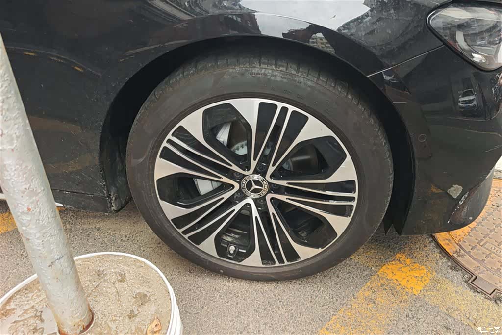 Mercedes-Benz E-Class, 2025 6