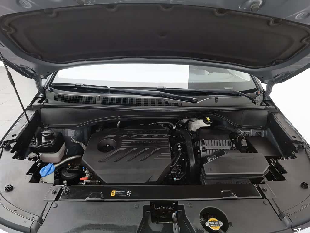 Hyundai Custo, 2022 6