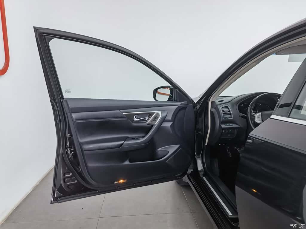 Nissan Teana, 2015 8