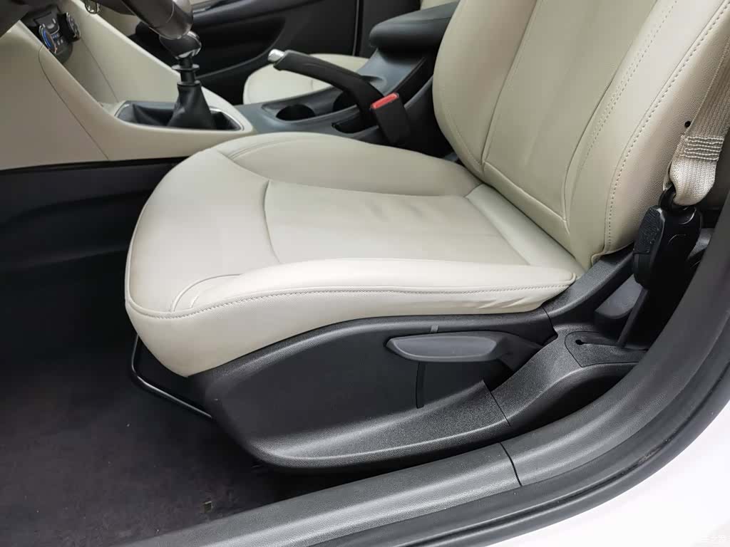 Buick V, 2018 20