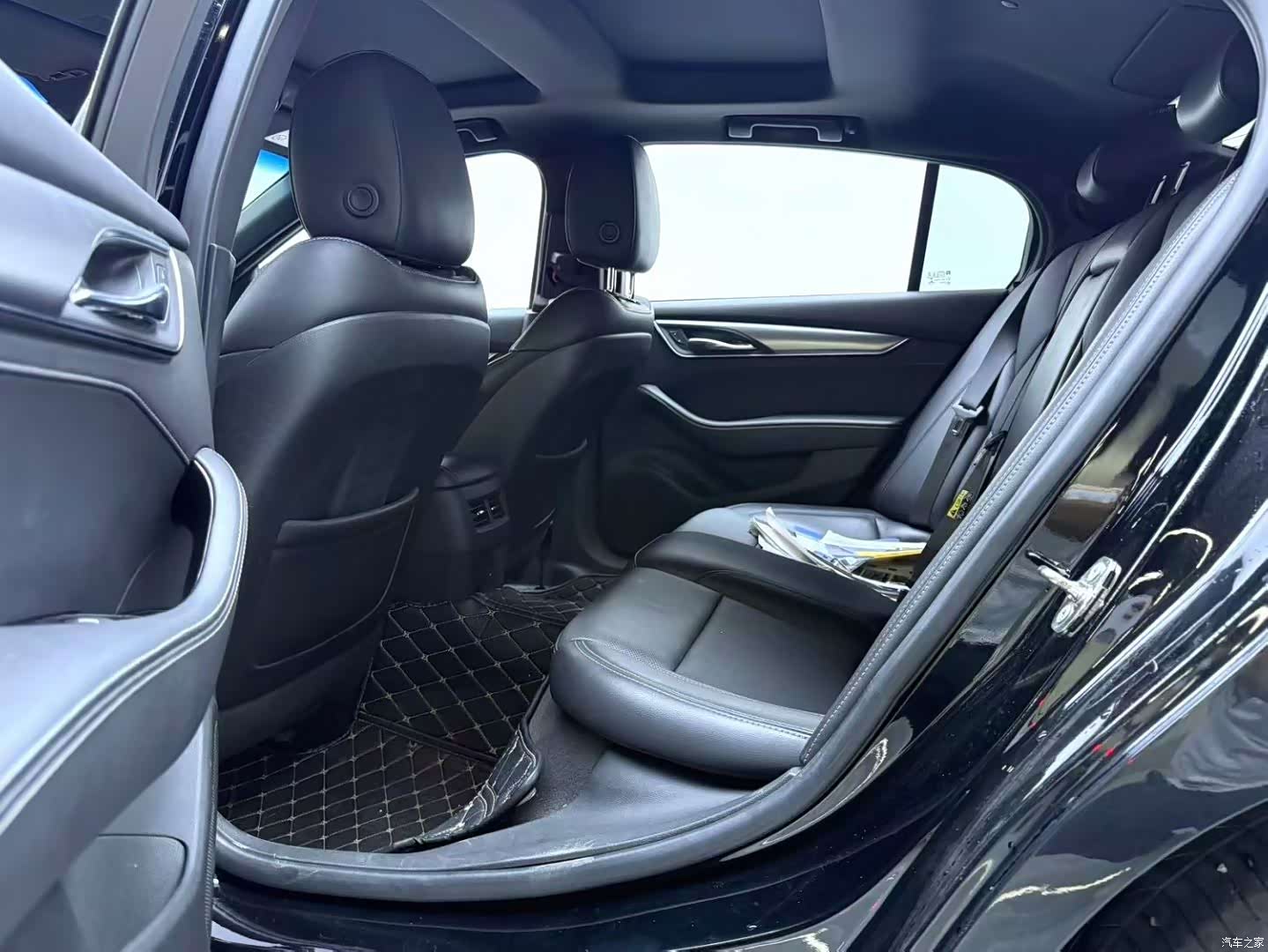 Cadillac CT5, 2022 6