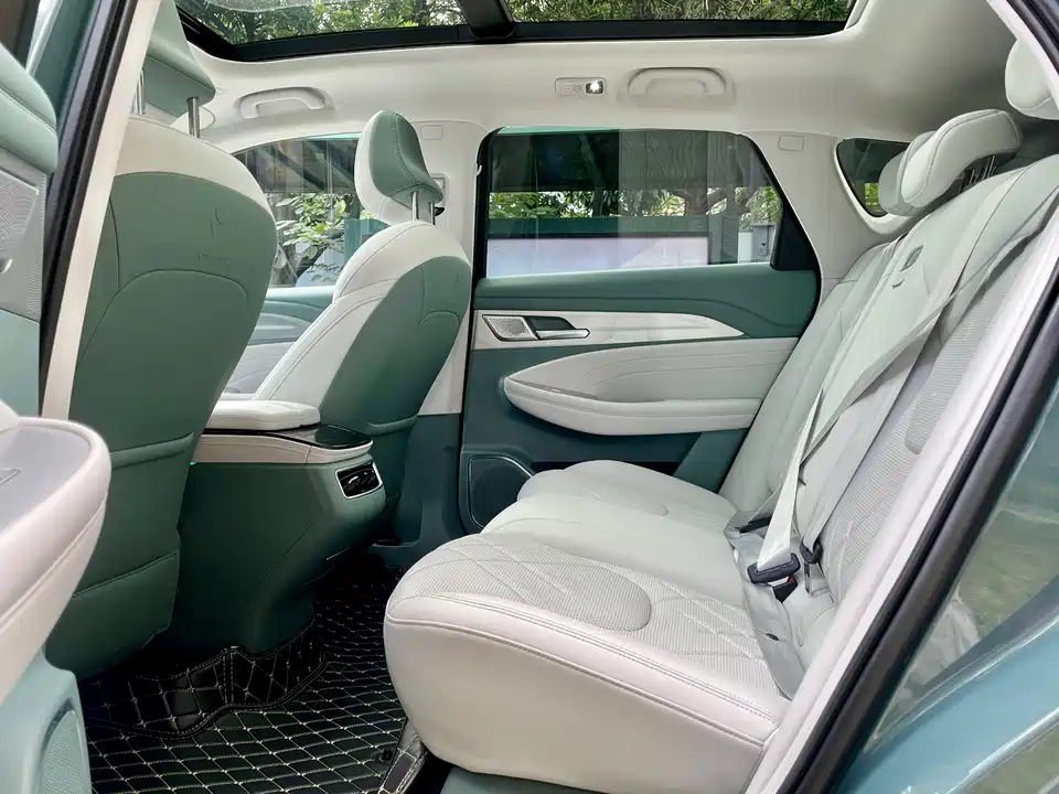 ARCFOX Polar Fox Alpha T