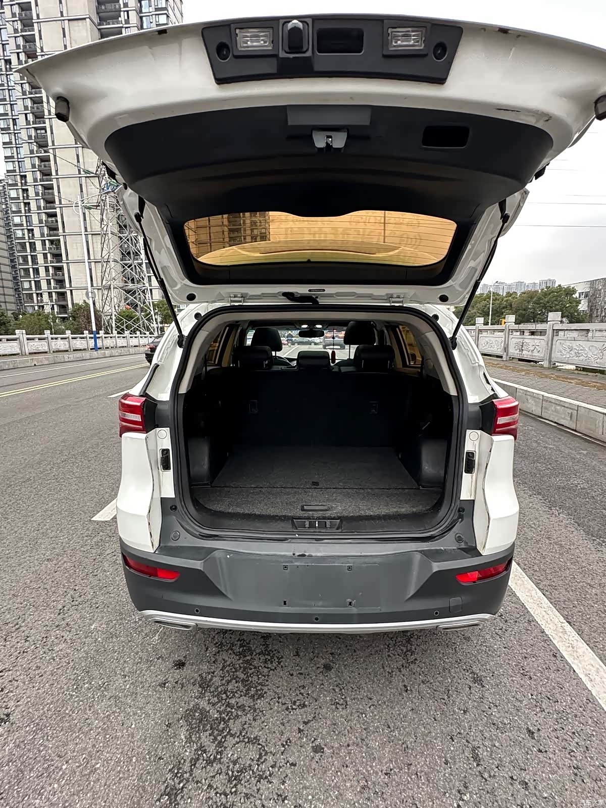 Jetour X70, 2020 19