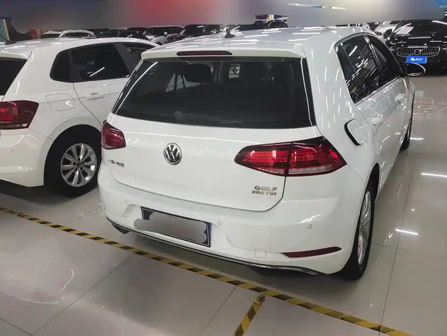 Volkswagen golf