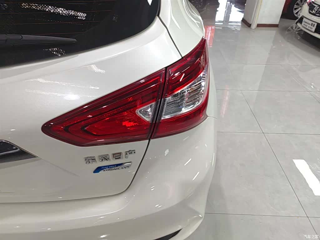 Nissan Tiida, 2017 8