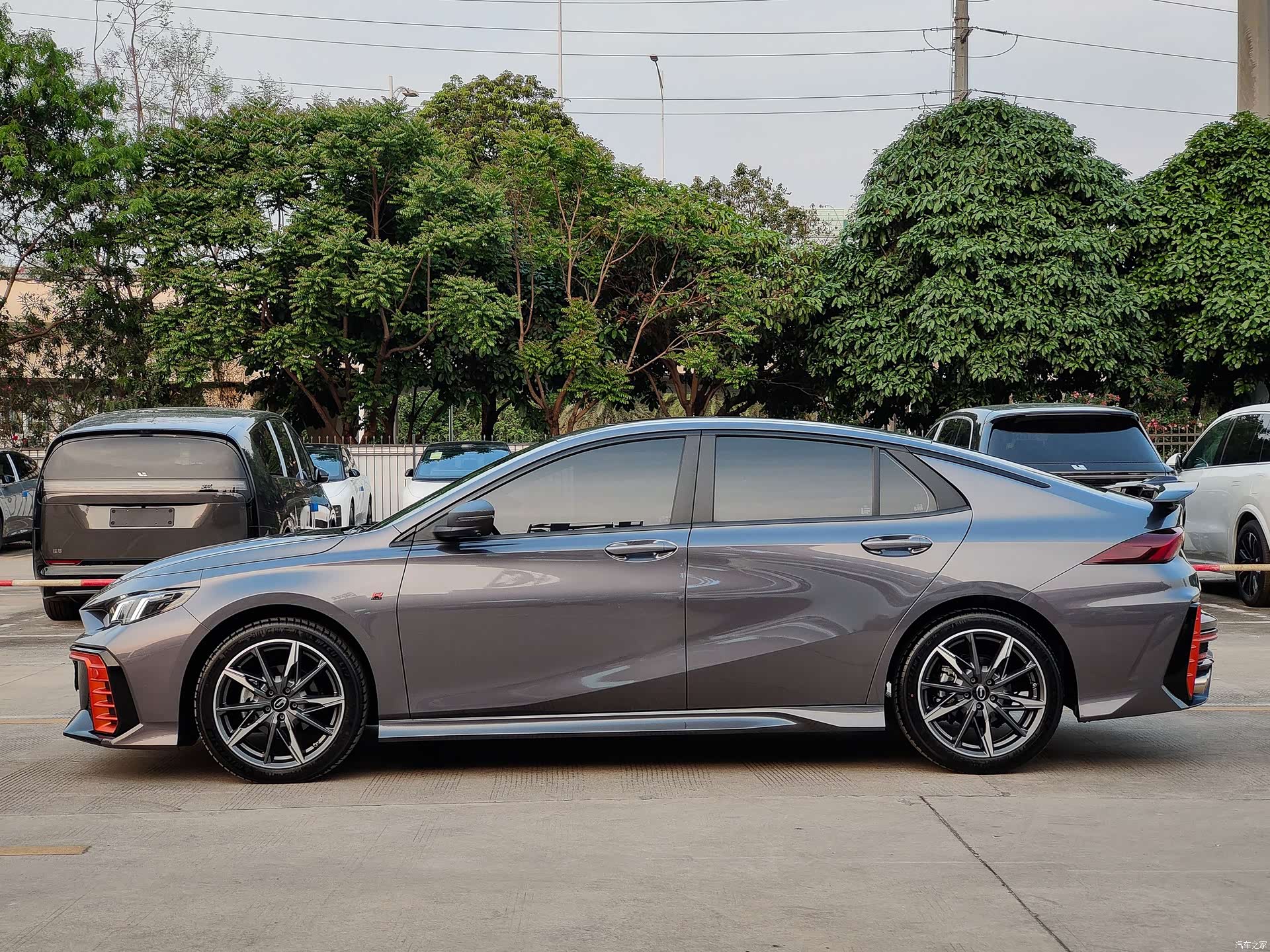 Trumpchi Empow, 2025 4
