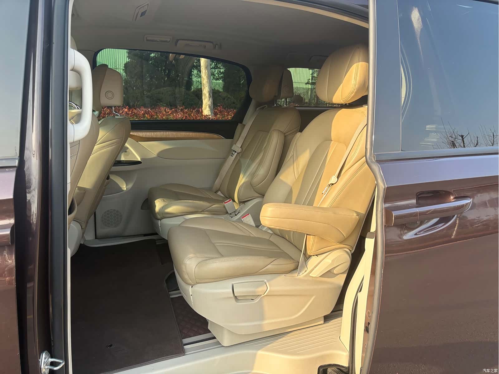 Buick GL8, 2018 7
