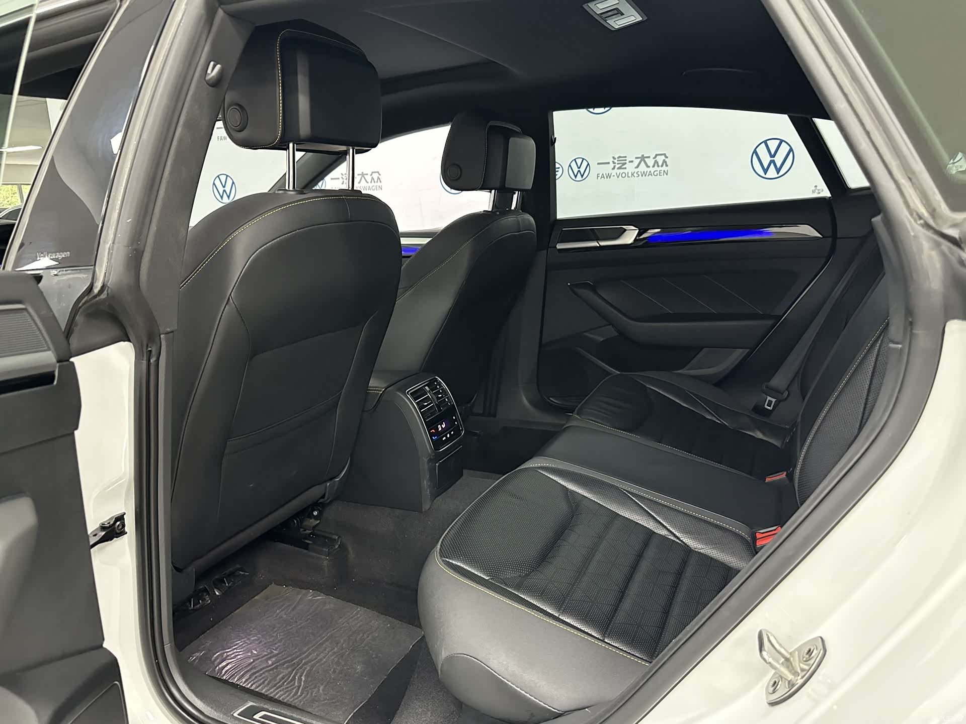 Volkswagen CC, 2024 14